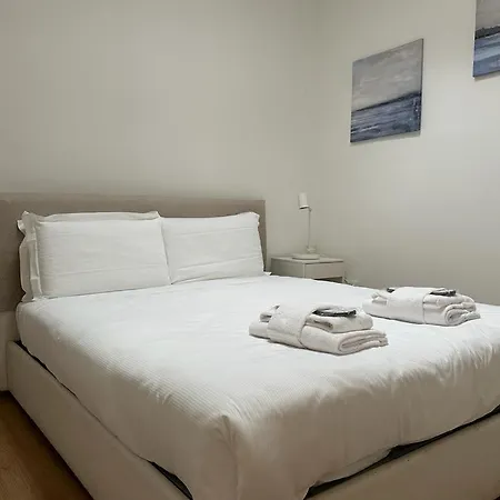 Luxury Battisti Free Parking 公寓 *